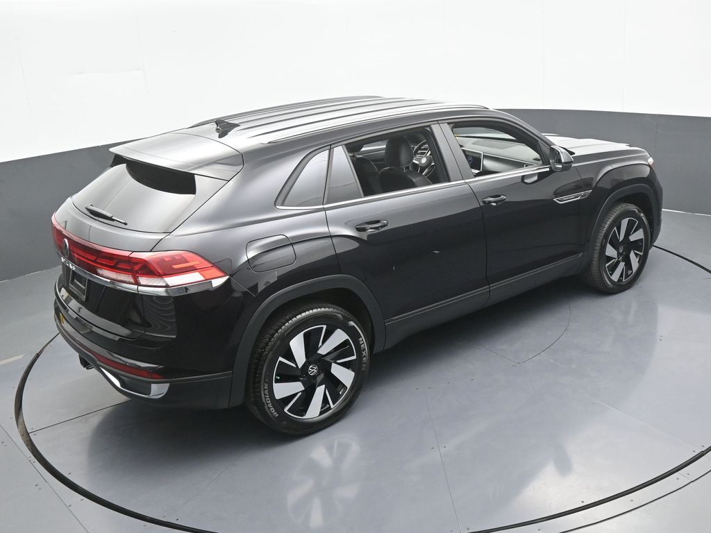 Used 2024 Deep Black Volkswagen 2.0T SE w/Technology image 50