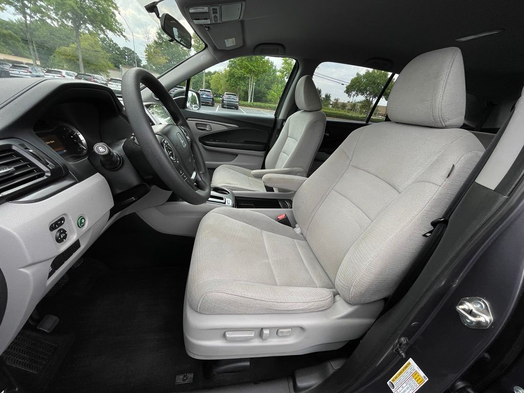 Thumbnail: 2018 Honda Pilot - 26