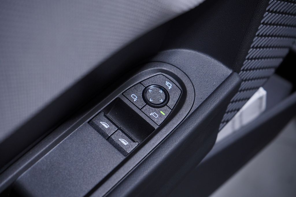 Thumbnail: 2026 MINI Cooper - 14