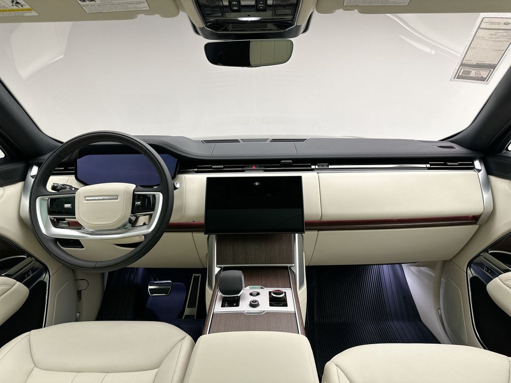 Thumbnail: 2027 Land Rover Range Rover - 8