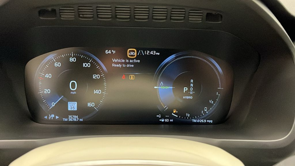 2022 Volvo XC90 T8 Inscription 16
