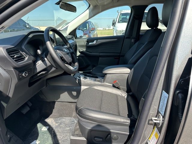 2025 Ford Escape Plug-In Hybrid Base - 11
