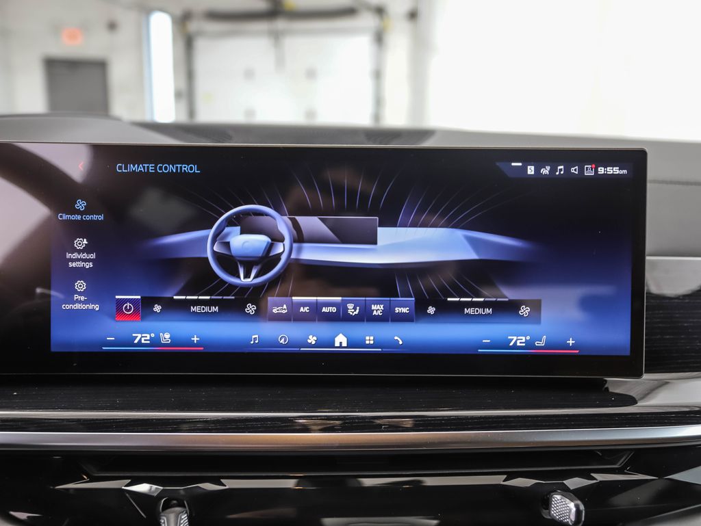 Thumbnail: 2026 BMW X5 - 18