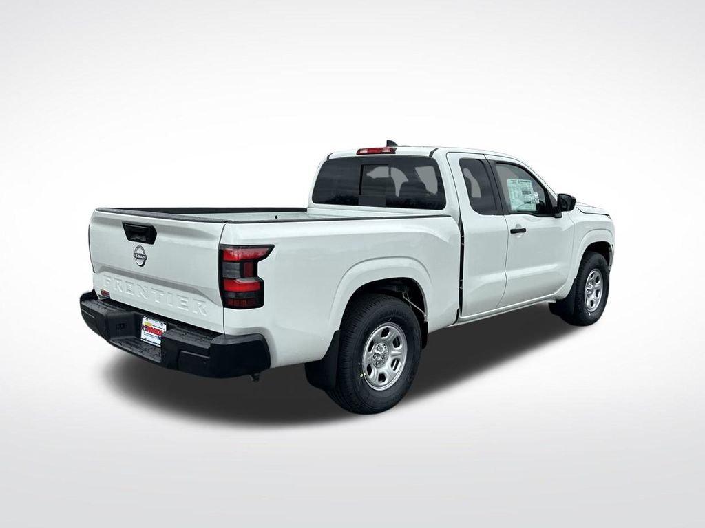 2025 Nissan Frontier S photo