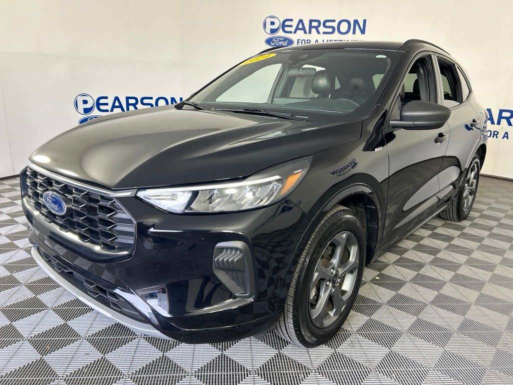 Black Metallic 2024 Ford Escape SUV / Crossover All-Wheel Drive 8-Speed Automatic
