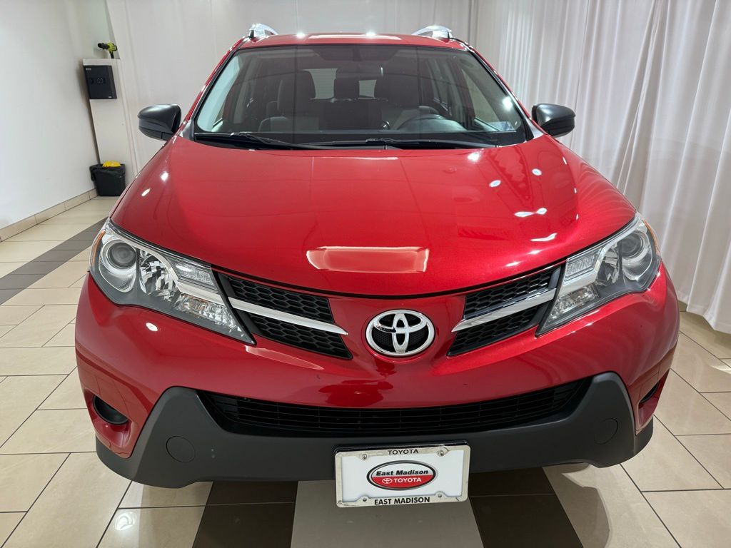 Thumbnail: 2015 Toyota RAV4 - 8