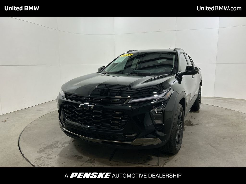 Thumbnail: 2024 Chevrolet Trax - 1