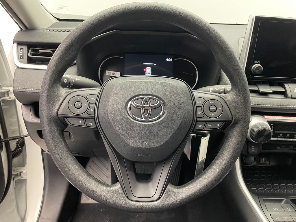 Thumbnail: 2025 Toyota RAV4 - 20