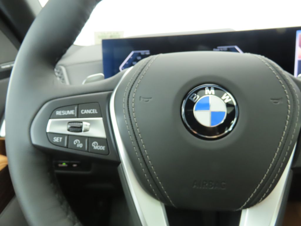 Thumbnail: 2026 BMW X5 - 11
