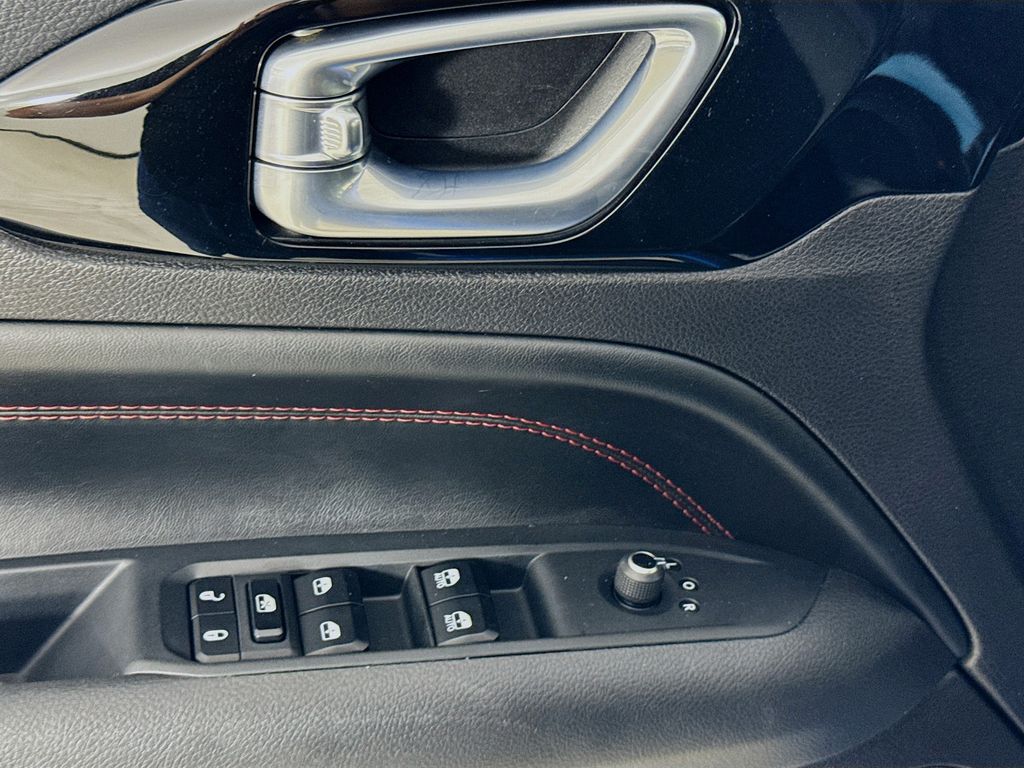 Used Car 2025 Jeep Compass  Trailhawk For Sale Under $25,000 In Austin, Texas