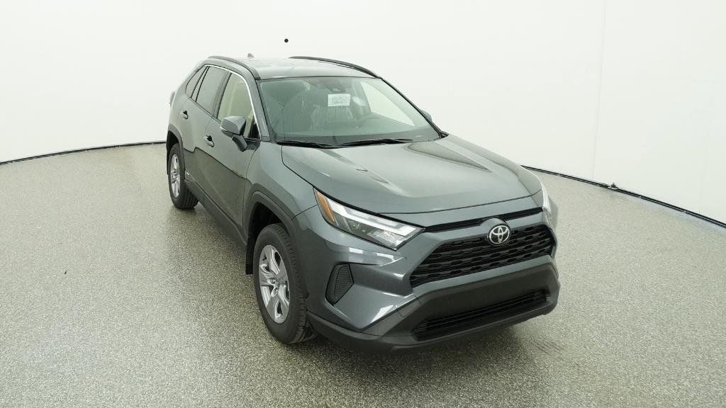 Thumbnail: 2025 Toyota RAV4 - 20