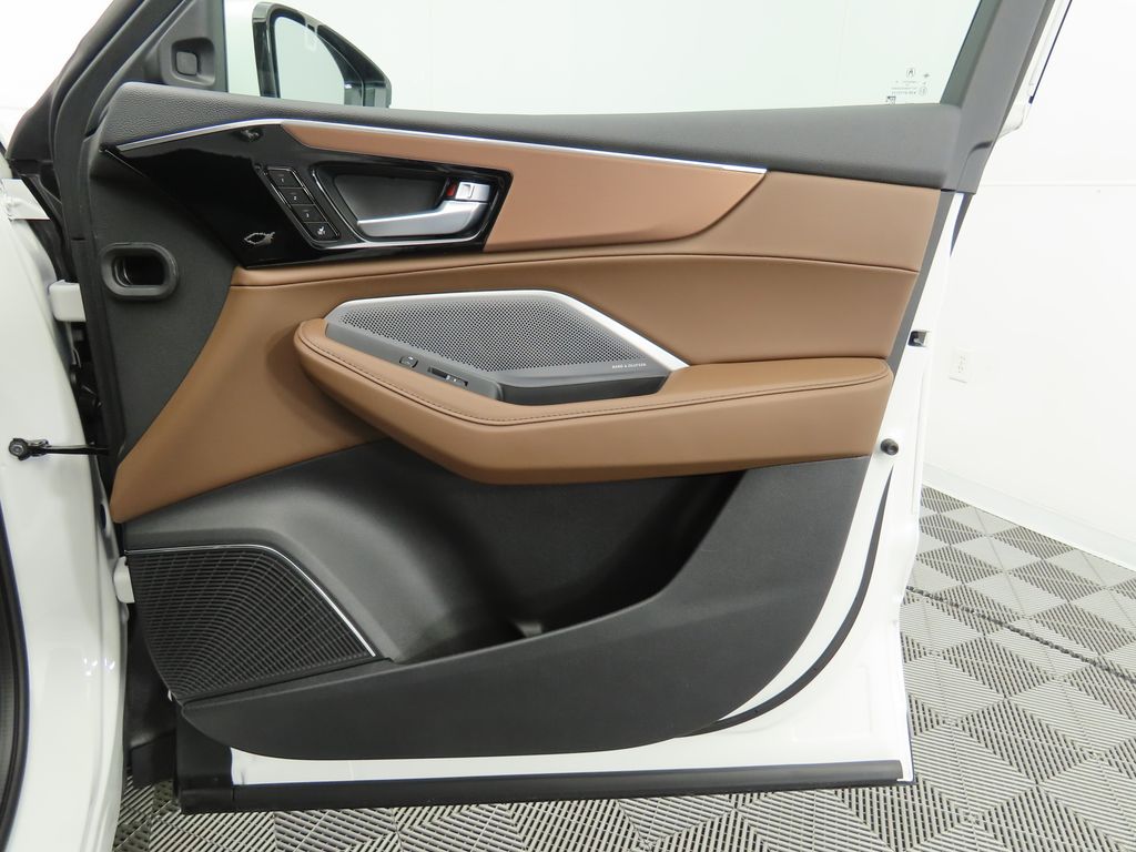 2025 Acura MDX Technology 27