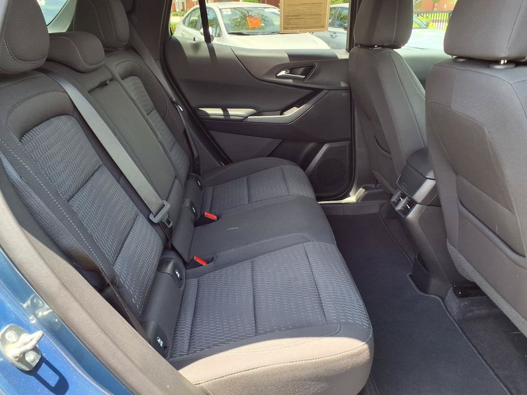 Used 2025 Chevrolet Equinox SUV