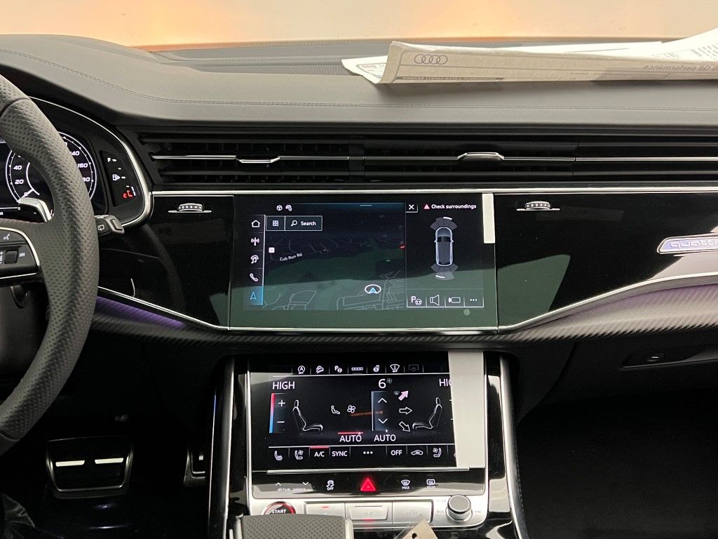 Thumbnail: 2026 Audi RS Q8 - 20