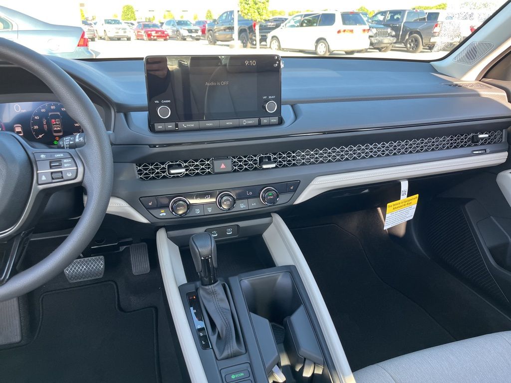 Thumbnail: 2025 Honda Accord - 9