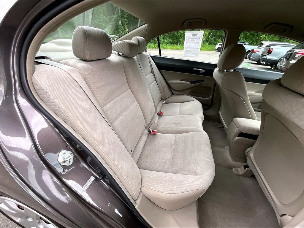 2010 Honda Civic — photo 17
