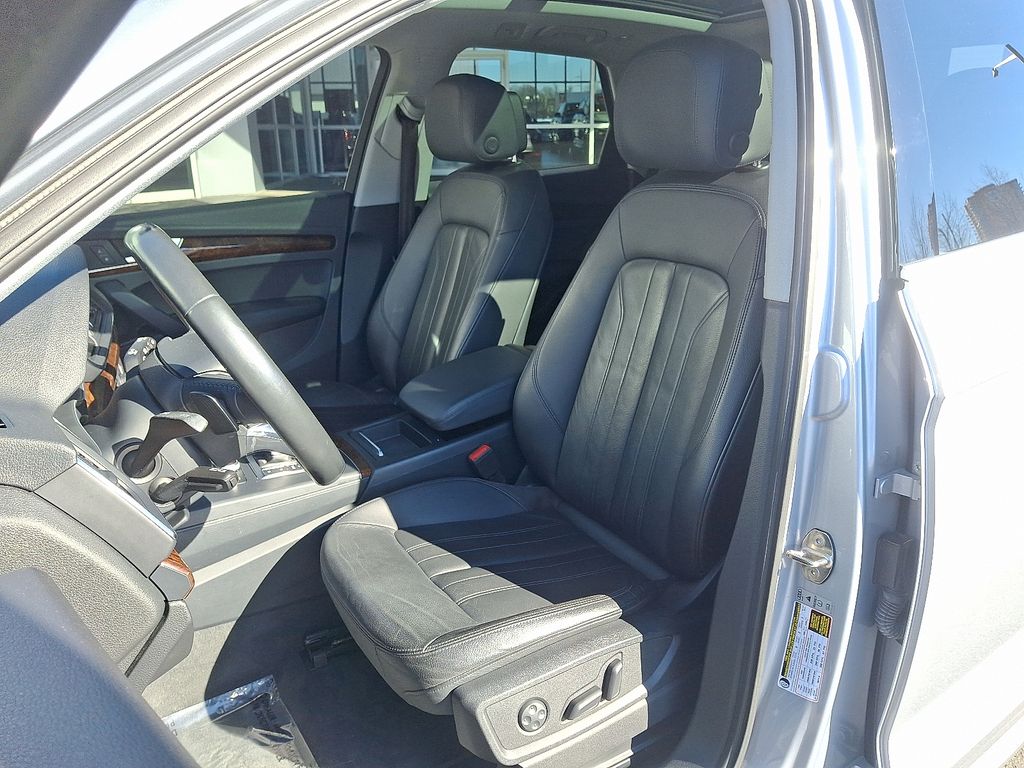 Thumbnail: 2018 Audi Q5 - 13