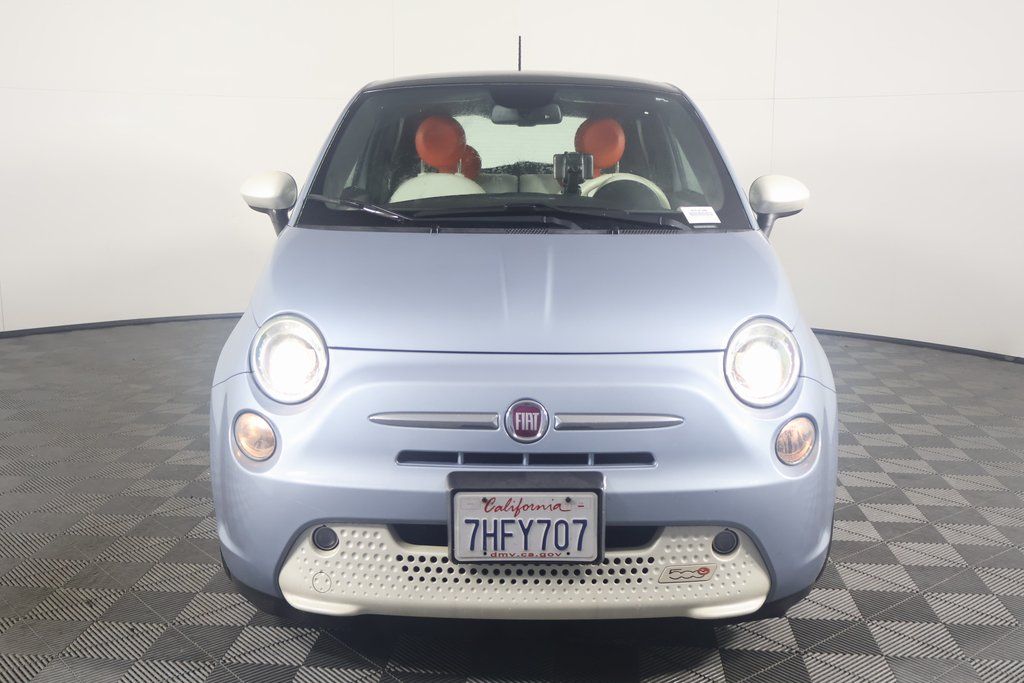 2015 Fiat 500e  2