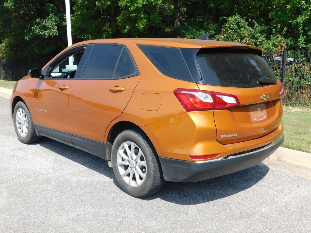 Thumbnail: 2018 Chevrolet Equinox - 3