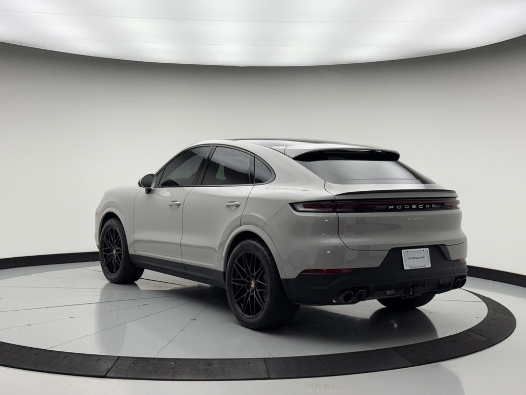 Thumbnail: 2025 Porsche  - 3