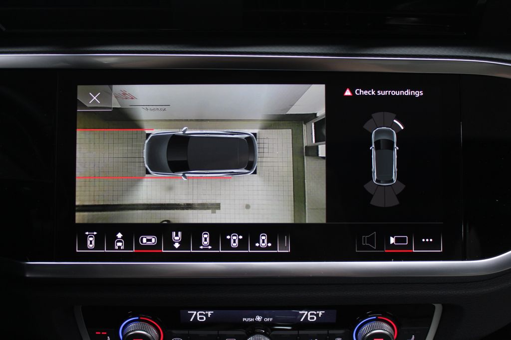 2025 Audi Q3  24