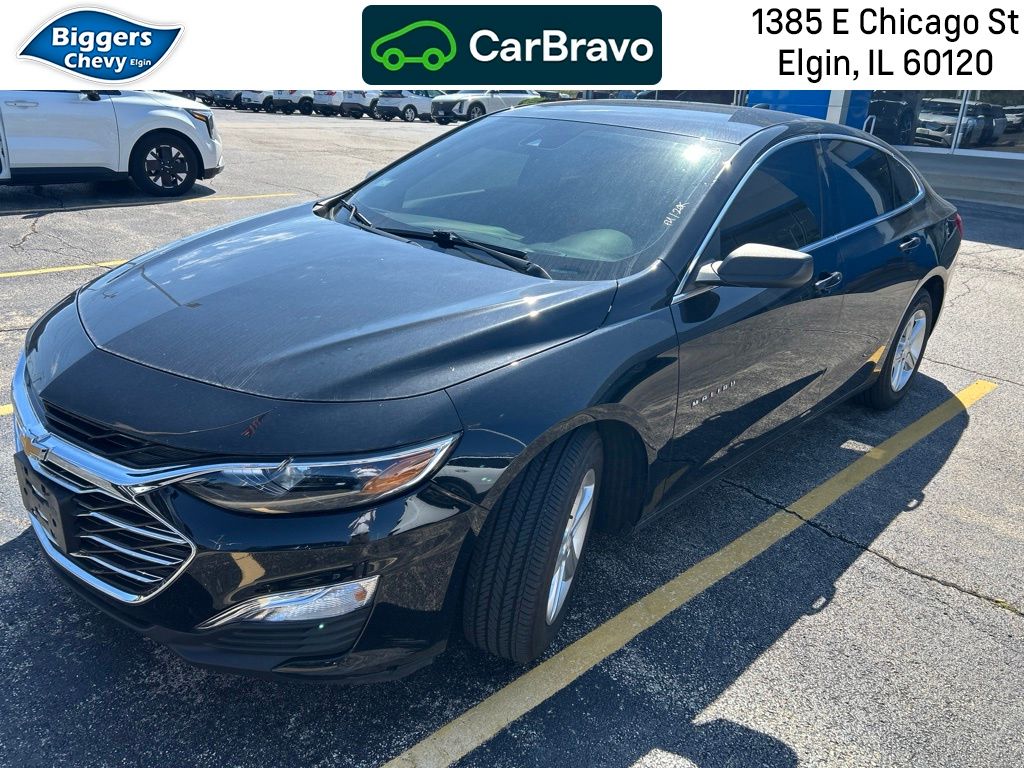 2023 Chevrolet Malibu Negro (Black Metallic) Sedán Tracción delantera Transmisión variable continua