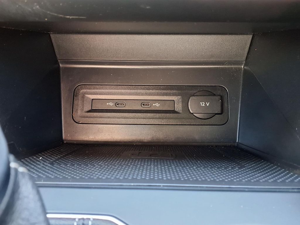 2021 Volkswagen Atlas 3.6L V6 SE w/Technology R-Line  at Wharton Ford