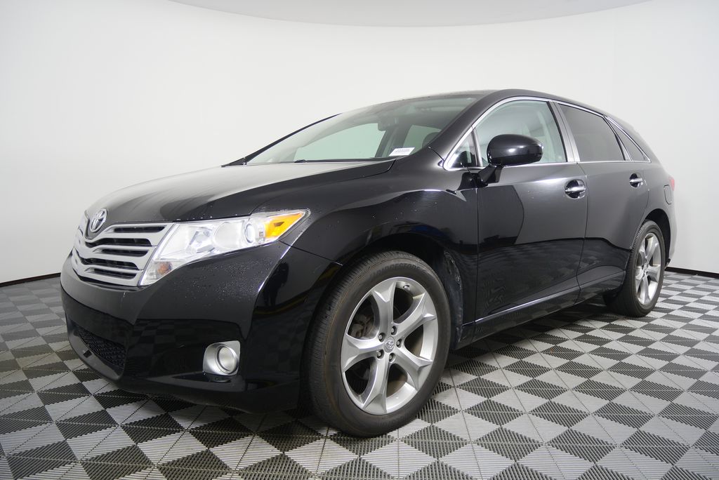 Thumbnail: 2010 Toyota Venza - 7