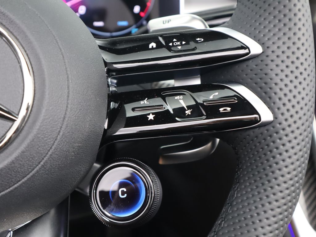 Thumbnail: 2025 Mercedes-Benz CLE - 21