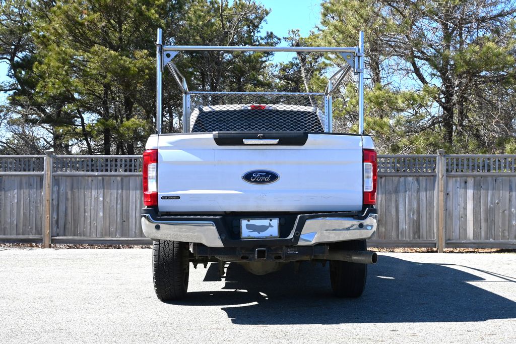 Thumbnail: 2018 Ford Econoline - 5