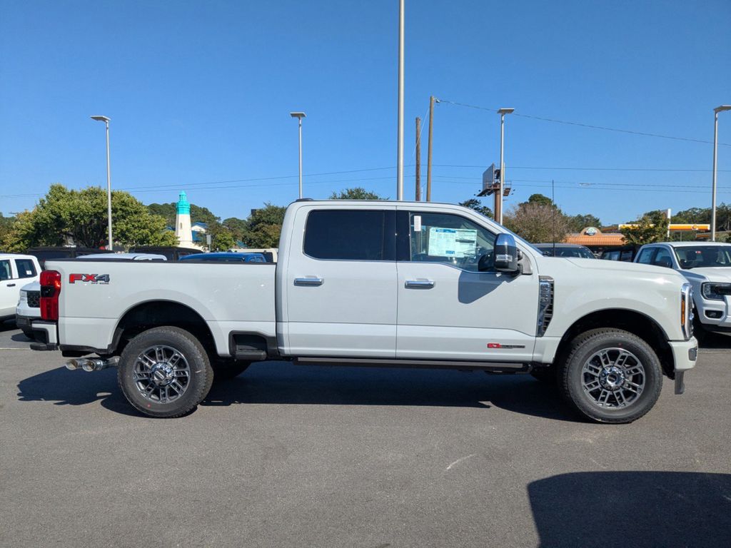 2025 Ford F-250 Super Duty Platinum