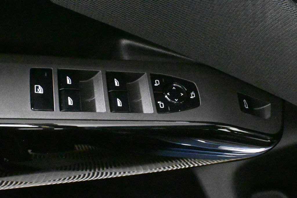 Thumbnail: 2026 BMW X3 - 30