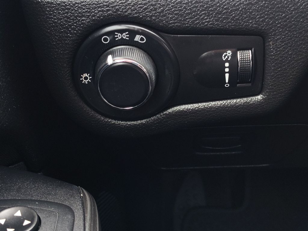 Used Car 2015 Jeep Cherokee  Sport For Sale Under $15,000 In Austin, Texas