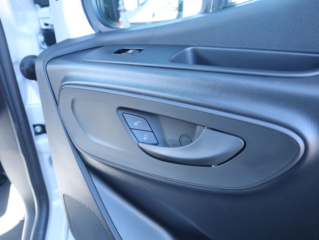 Thumbnail: 2026 Mercedes-Benz Sprinter - 23