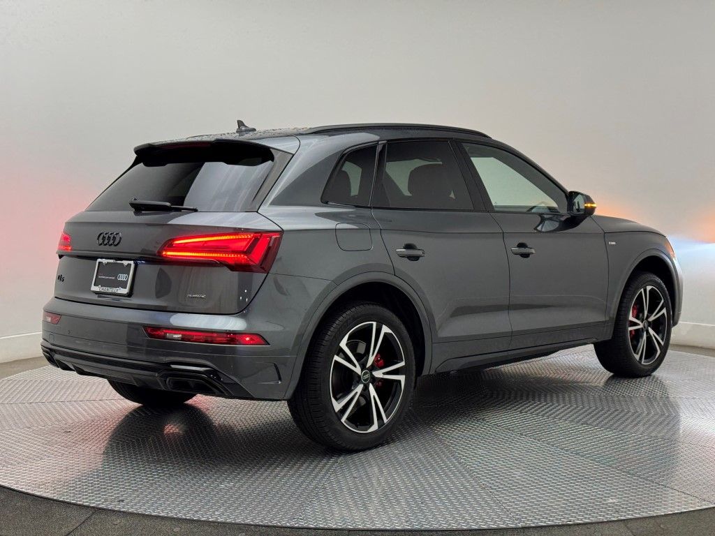 Thumbnail: 2025 Audi Q5 - 13