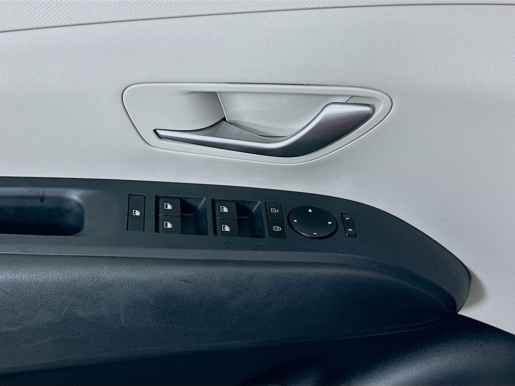 Thumbnail: 2025 Hyundai Tucson - 18