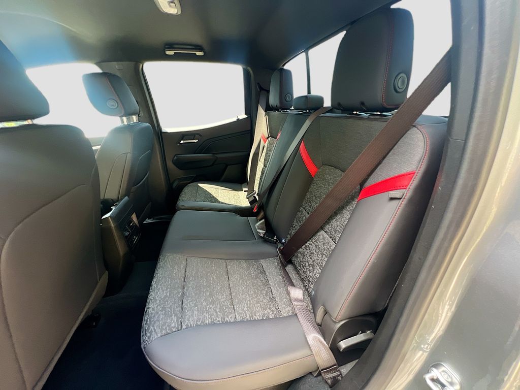 Used 2024 Gray Chevrolet Z71 image 25