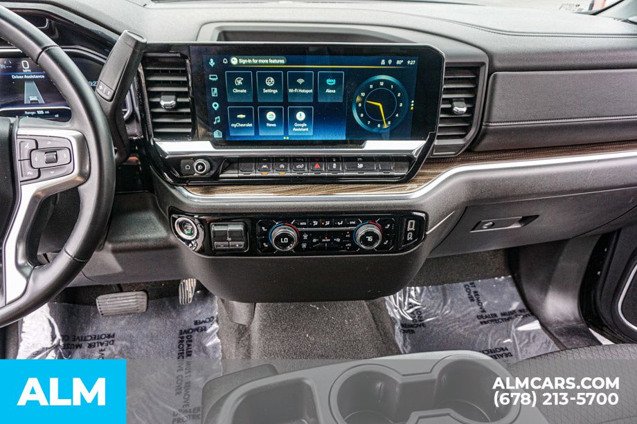 Used 2025 Black Chevrolet LT image 39