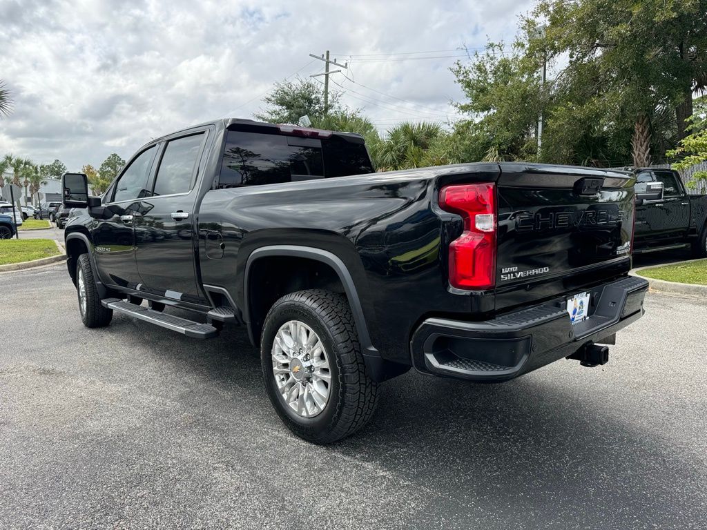 2021 Chevrolet Silverado 3500HD High Country 6