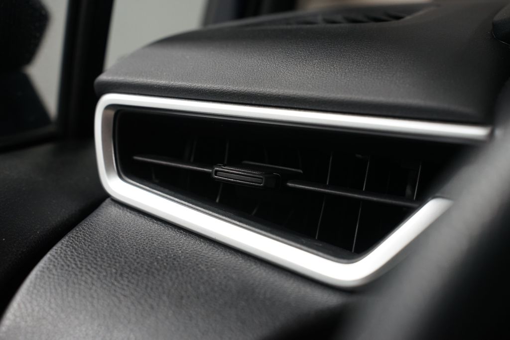 Thumbnail: 2024 Toyota Corolla - 23