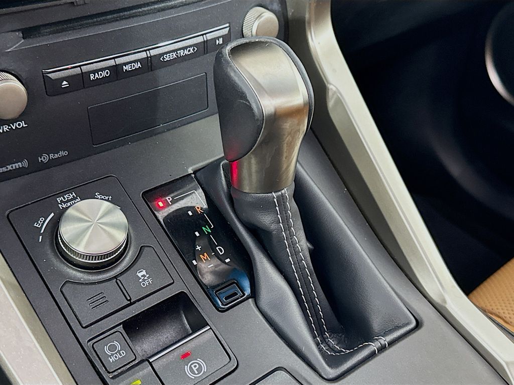 2019 Lexus NX 300 17