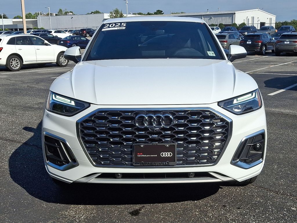 Thumbnail: 2025 Audi Q5 - 2