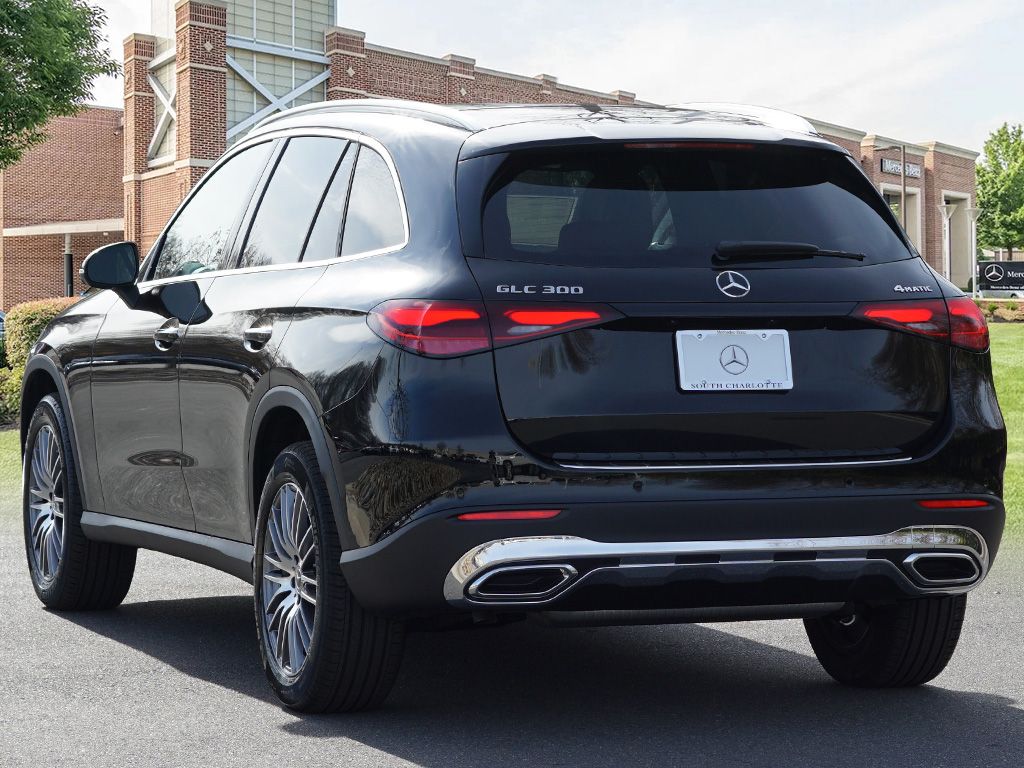 Thumbnail: 2026 Mercedes-Benz GLC - 7