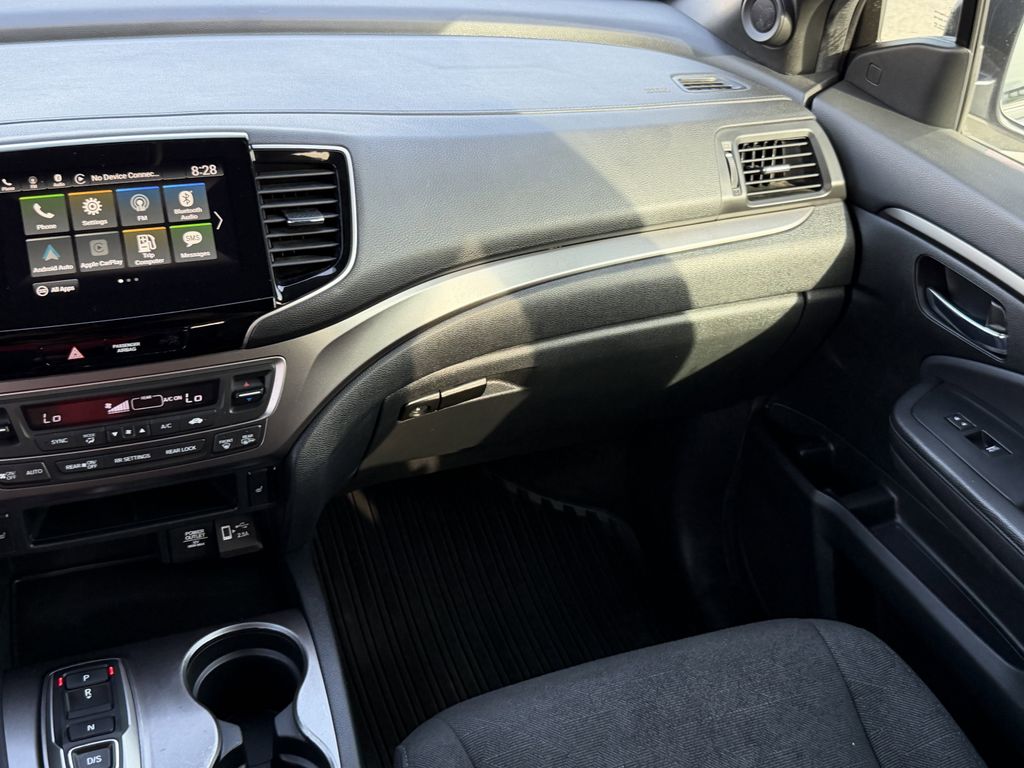 used 2022 Honda Pilot car, priced at $20,394