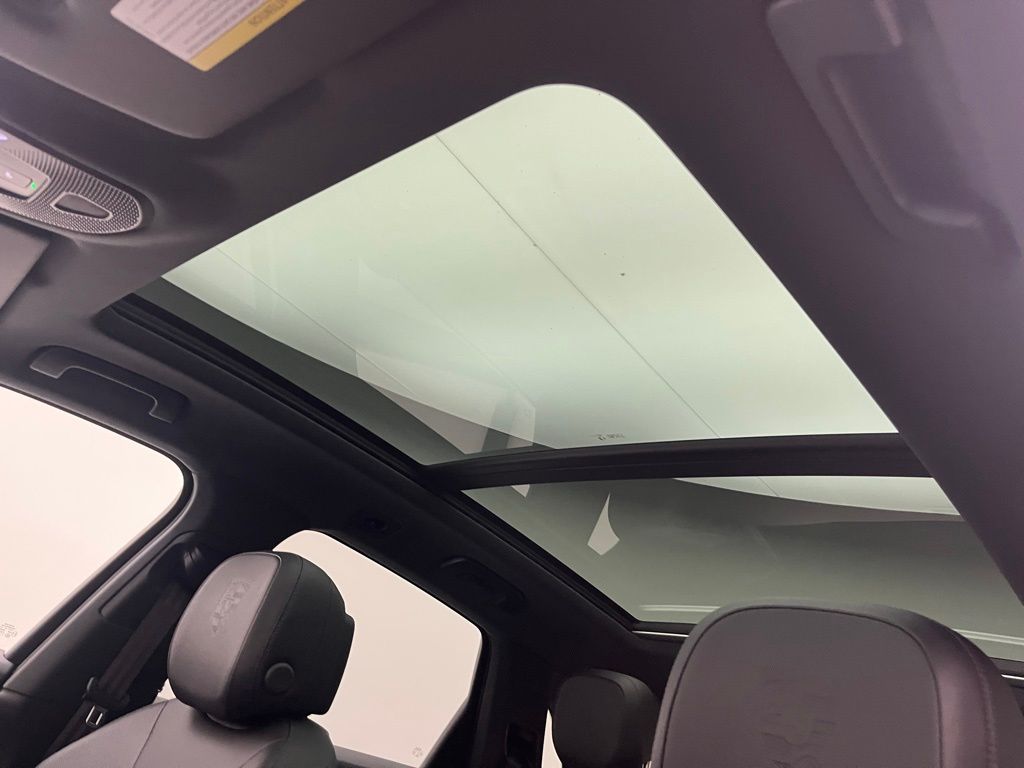 Thumbnail: 2025 Porsche Cayenne - 22