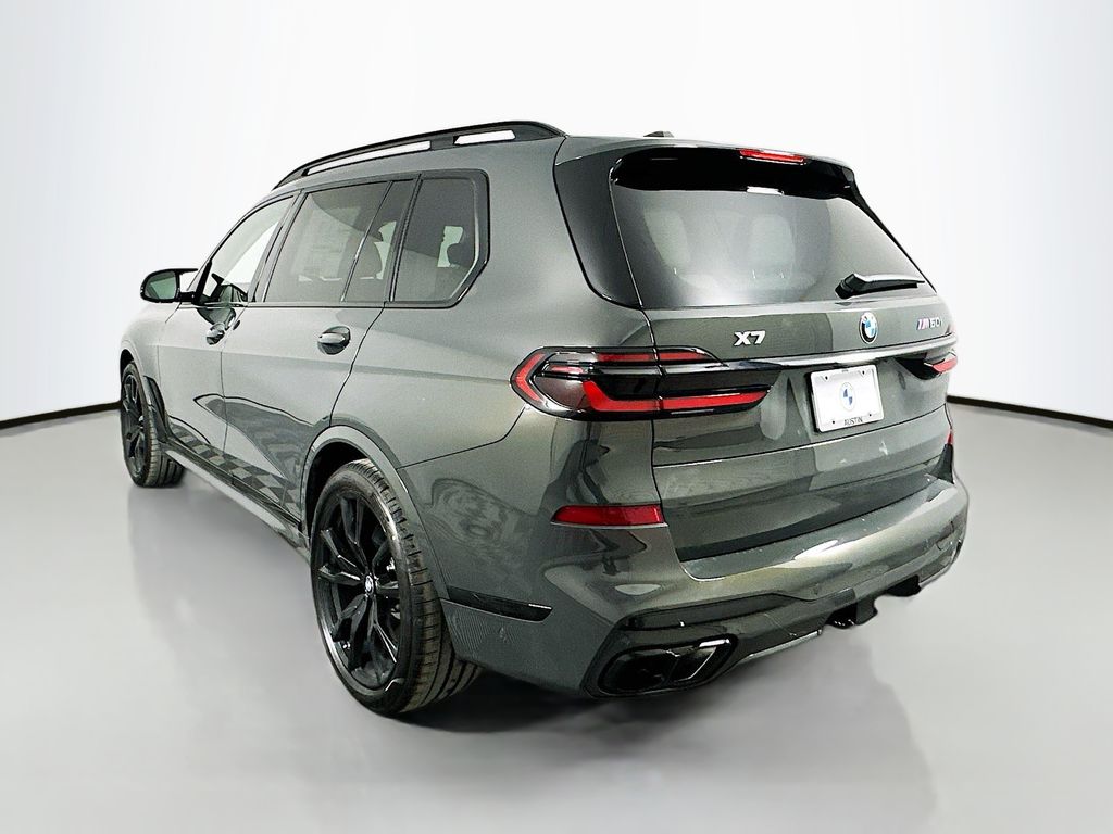 2025 BMW X7 M60i 7