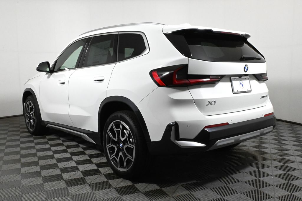 2025 BMW X1 xDrive28i 5