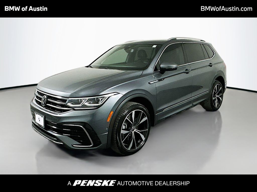 Thumbnail: 2022 Volkswagen Tiguan - 1