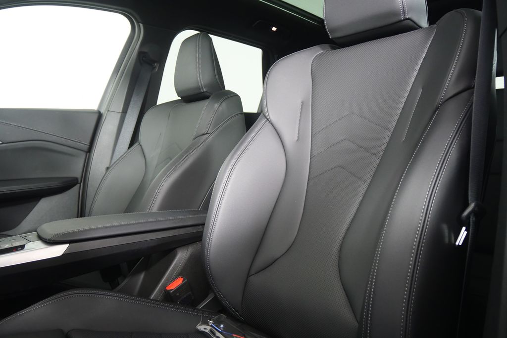 Thumbnail: 2025 BMW X1 - 10