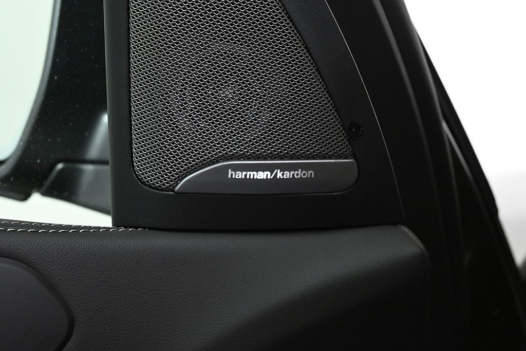 Thumbnail: 2026 BMW X5 - 30